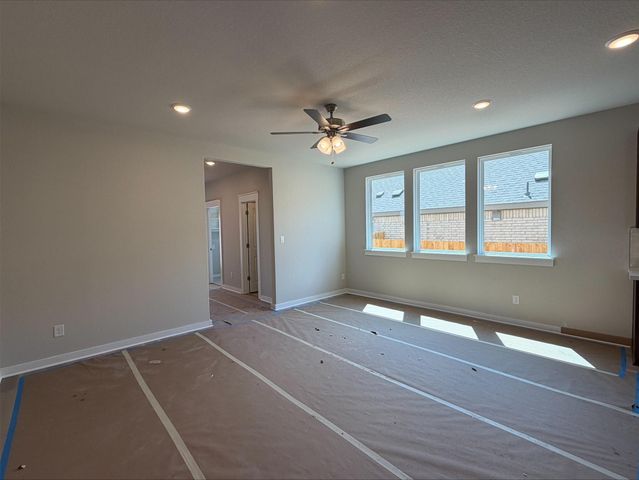 13529 Muny PKWY, Elgin, TX 78621