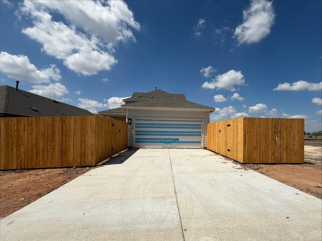 13529 Muny PKWY, Elgin, TX 78621