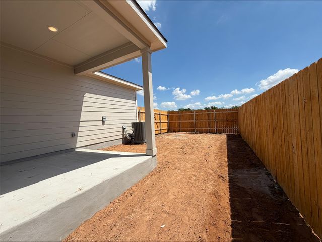 13529 Muny PKWY, Elgin, TX 78621