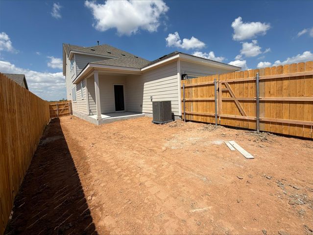 13529 Muny PKWY, Elgin, TX 78621