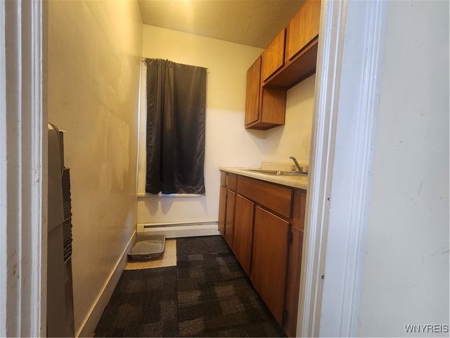 1268 Indian Church Road, West Seneca, NY 14224