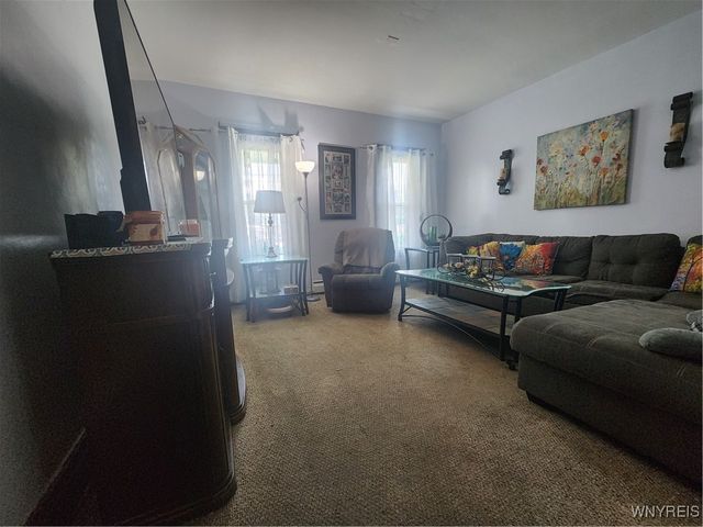 1268 Indian Church Road, West Seneca, NY 14224