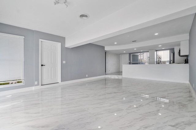 708-710 NE 23rd Avenue, Pompano Beach, FL 33062