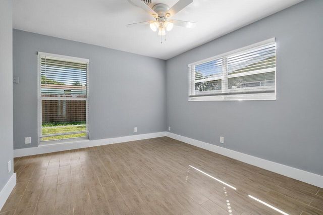 708-710 NE 23rd Avenue, Pompano Beach, FL 33062