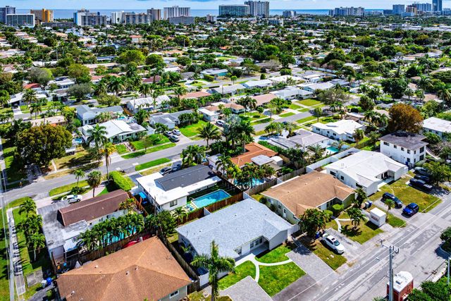 708-710 NE 23rd Avenue, Pompano Beach, FL 33062