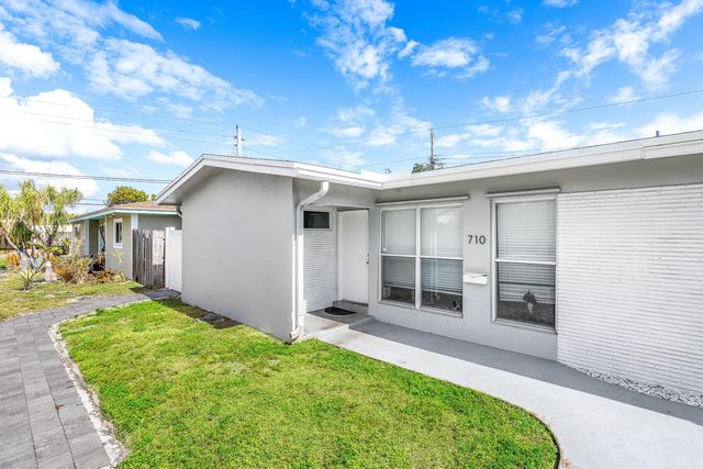 708-710 NE 23rd Avenue, Pompano Beach, FL 33062