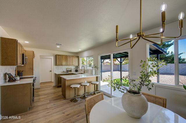 3654 W Carla Vista Drive, Chandler, AZ 85226