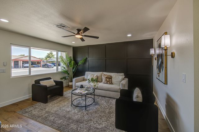 3654 W Carla Vista Drive, Chandler, AZ 85226