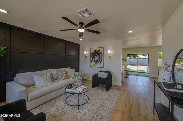 3654 W Carla Vista Drive, Chandler, AZ 85226