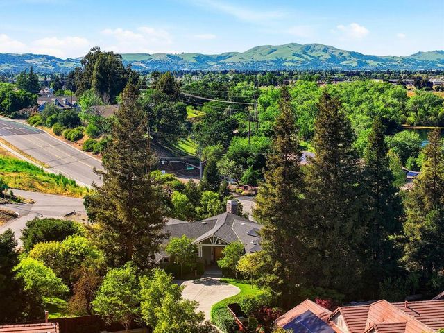 733 Vineyard Terrace, Pleasanton, CA 94566