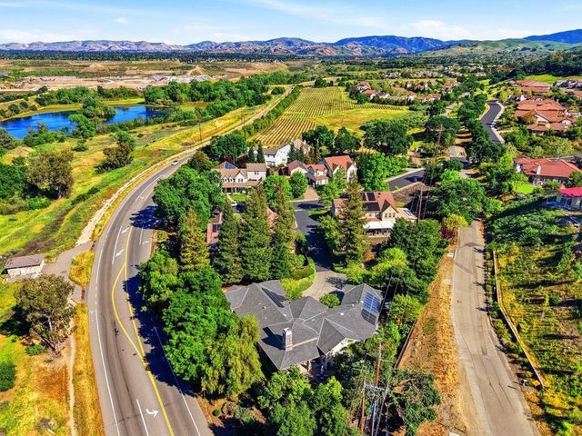 733 Vineyard Terrace, Pleasanton, CA 94566