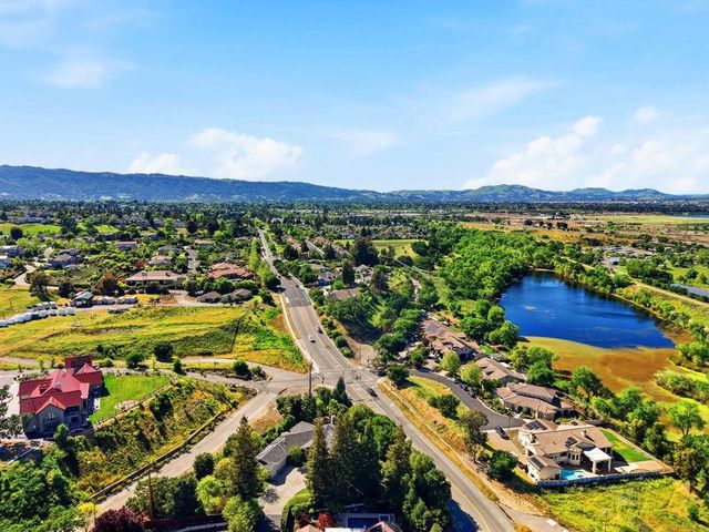 733 Vineyard Terrace, Pleasanton, CA 94566