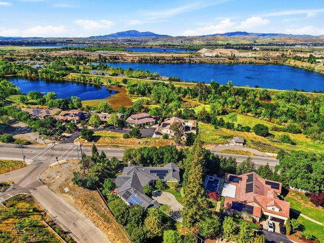 733 Vineyard Terrace, Pleasanton, CA 94566