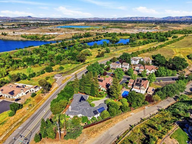 733 Vineyard Terrace, Pleasanton, CA 94566