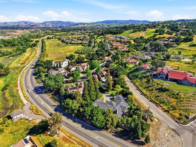 733 Vineyard Terrace, Pleasanton, CA 94566