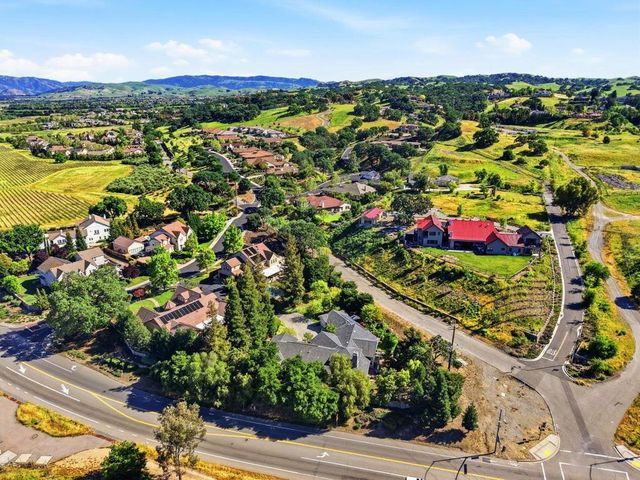 733 Vineyard Terrace, Pleasanton, CA 94566