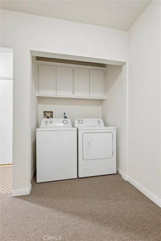 18730 Hatteras 48, Tarzana, CA 91356