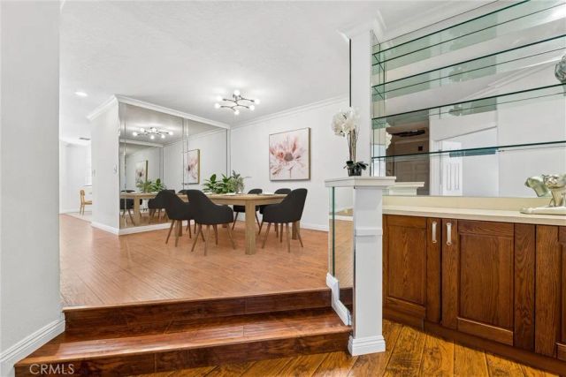 18730 Hatteras 48, Tarzana, CA 91356