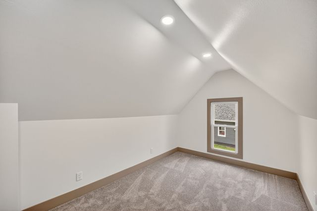 402 North Street, Guthrie Center, IA 50115