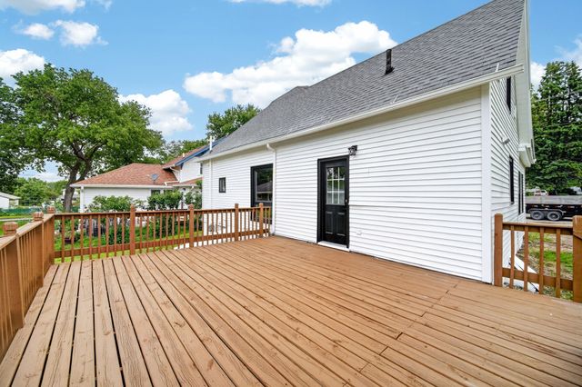 402 North Street, Guthrie Center, IA 50115