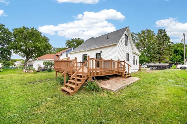 402 North Street, Guthrie Center, IA 50115