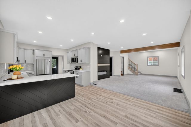 402 North Street, Guthrie Center, IA 50115