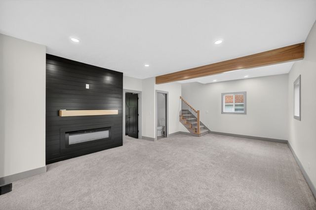 402 North Street, Guthrie Center, IA 50115