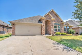216 Ovaletta Drive, Justin, TX 76247