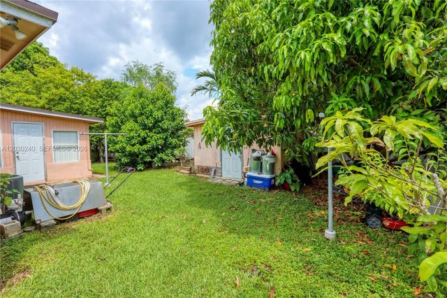 15825 SW 305th Terrace, Homestead, FL 33033