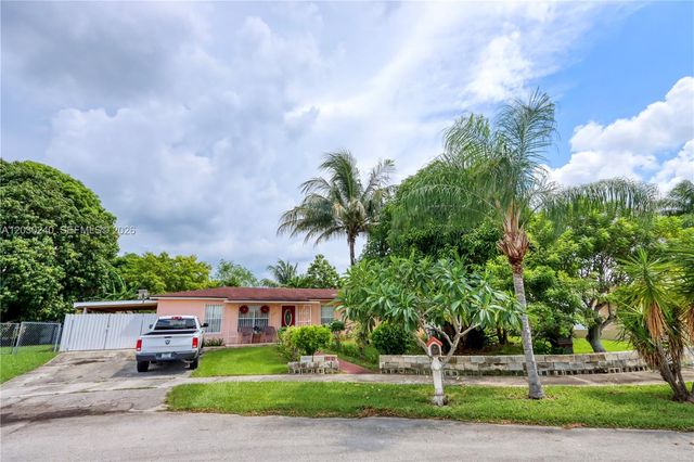 15825 SW 305th Terrace, Homestead, FL 33033
