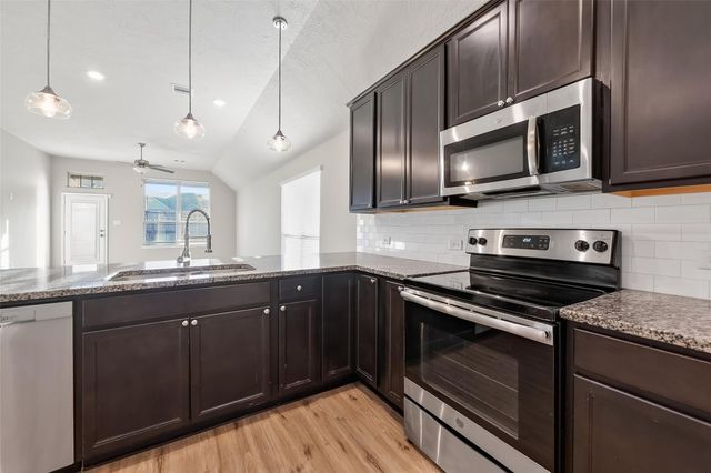 151 Scenic Hills Court, Montgomery, TX 77356