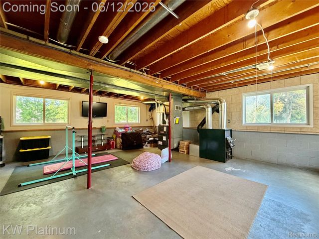 4059 Galbraith Line Road, Worth Township, MI 48422