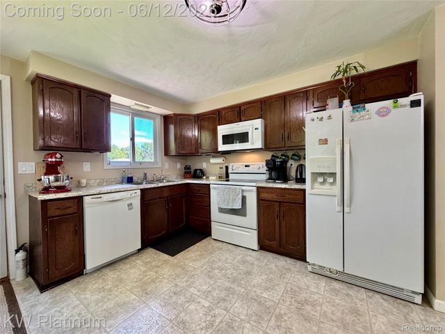 4059 Galbraith Line Road, Worth Township, MI 48422