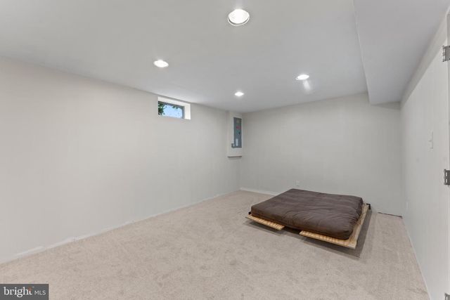 206 S EAST, Vineland, NJ 08360