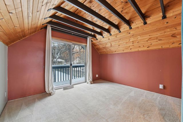 10 Birch Bluff Road, Tonka Bay, MN 55331