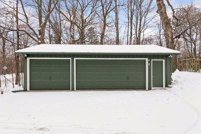 10 Birch Bluff Road, Tonka Bay, MN 55331