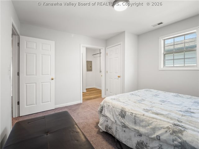 442 20th Street, Dunbar, WV 25064