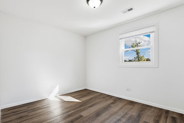 1941 Cambridge Street, Chicago Heights, IL 60411