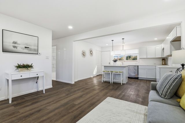 1941 Cambridge Street, Chicago Heights, IL 60411