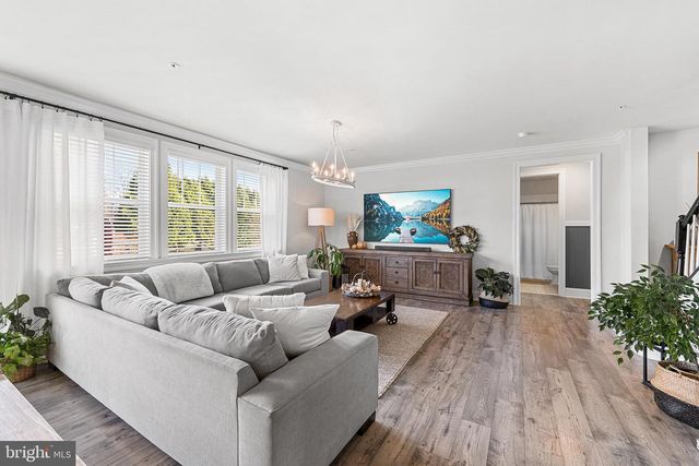 822 REDWOOD DR, Westminster, MD 21157