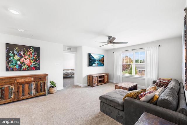 822 REDWOOD DR, Westminster, MD 21157