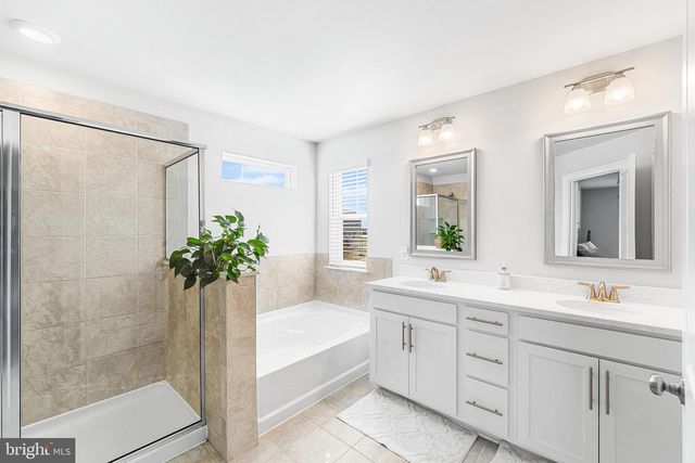 822 REDWOOD DR, Westminster, MD 21157