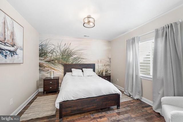 822 REDWOOD DR, Westminster, MD 21157