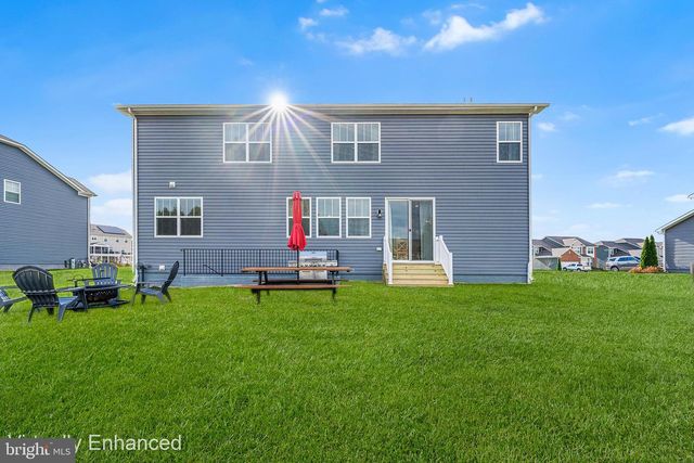 822 REDWOOD DR, Westminster, MD 21157