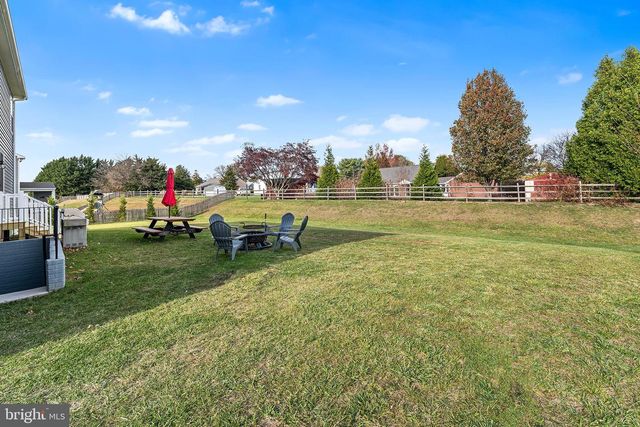 822 REDWOOD DR, Westminster, MD 21157