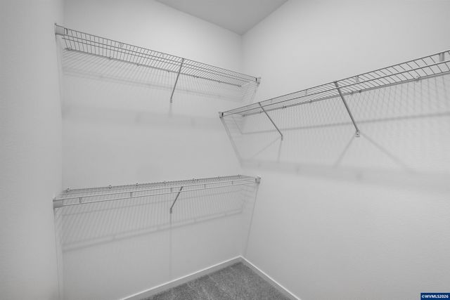 1056 Cardinal St, Woodburn, OR 97071