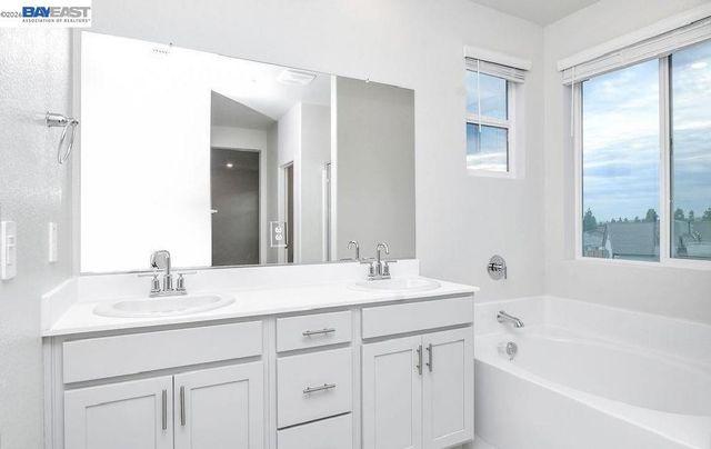 5413 Golden Eagle Street, Antioch, CA 94531