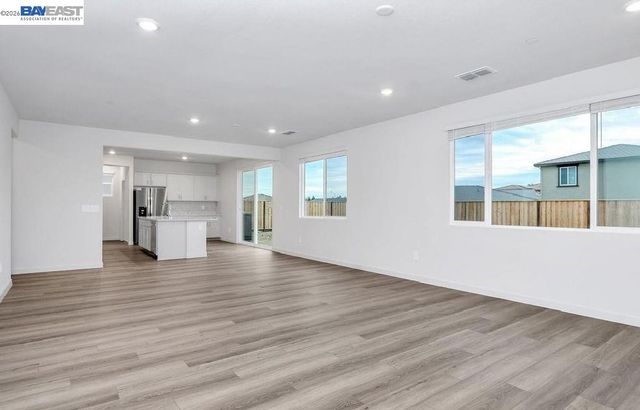 5413 Golden Eagle Street, Antioch, CA 94531