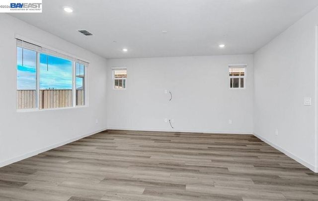 5413 Golden Eagle Street, Antioch, CA 94531