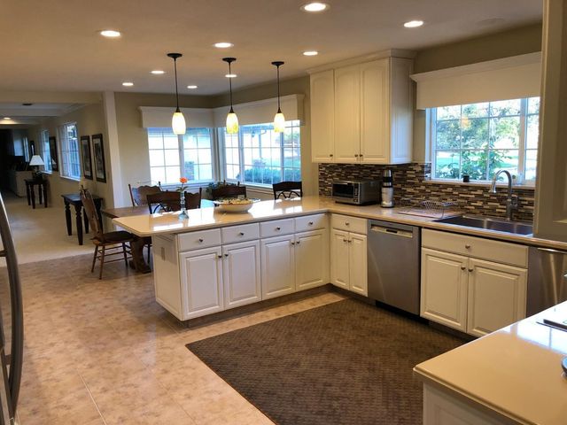 8720 Tavernor Rd, Wilton, CA 95693